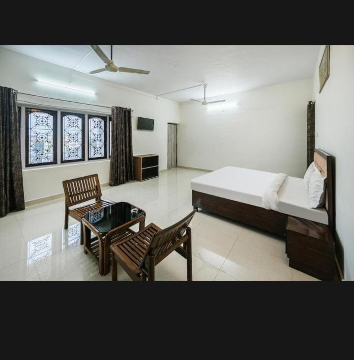 Zora Park Luxury Rooms Visákhapatnam Kültér fotó
